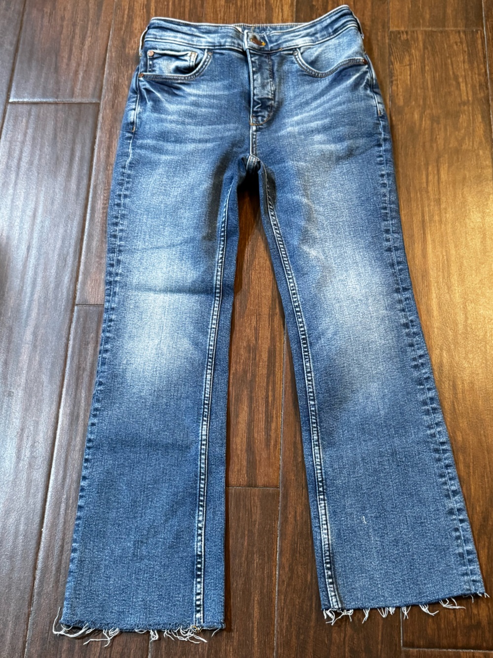 Pilcro Womens Skinny Jeans in Medium Blue Fade